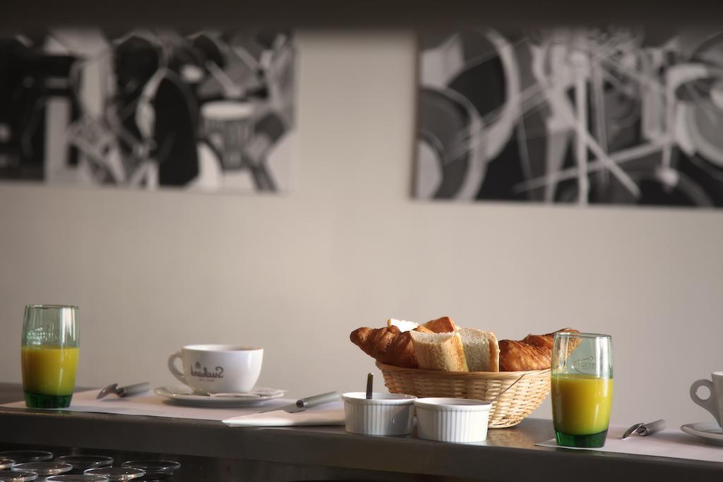 Hotel Le Rochegude อัลบี ภายนอก รูปภาพ